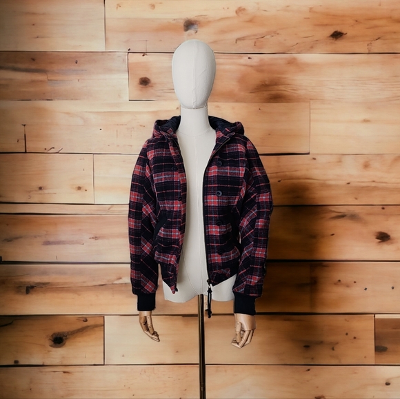 Billabong Short Navy Blue and Red Plaid Jacket, EUC - Picture 9 of 9